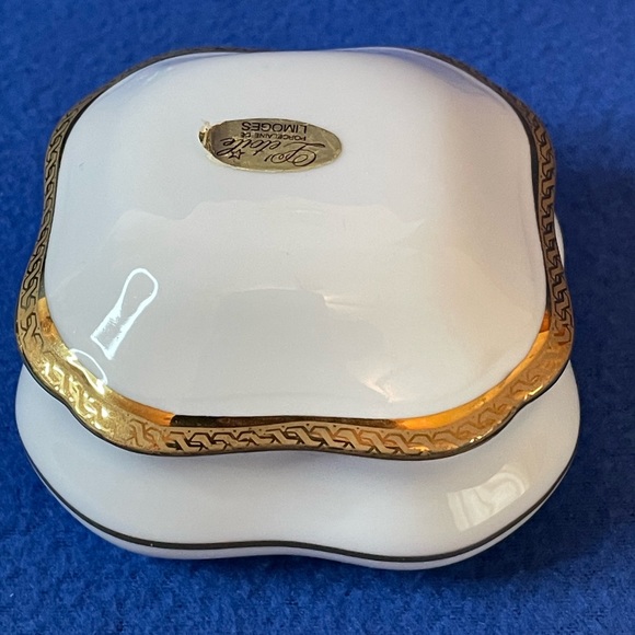 LIMOGES FRANCE Porcelain Trinket Box. NWT L’etoile Collection. - Picture 2 of 13